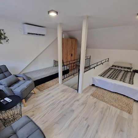 Schmidt Apartman Miskolc Belvarosaban Esterno foto