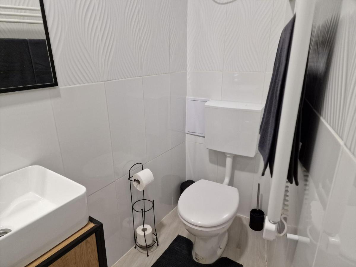 Schmidt Apartman Miskolc Belvarosaban Esterno foto