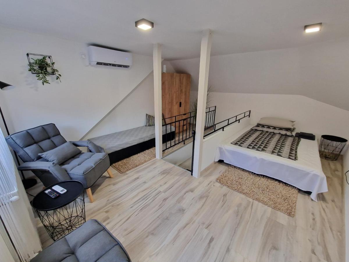Schmidt Apartman Miskolc Belvarosaban Esterno foto